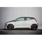 Πλαϊνά μαρσπιέ "black look" Μusketier για Toyota Aygo II (AB40)